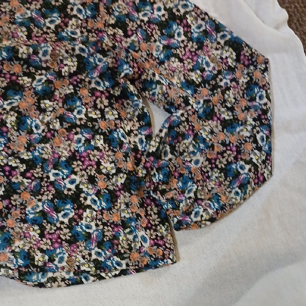 Floral Long Sleeve Blouse